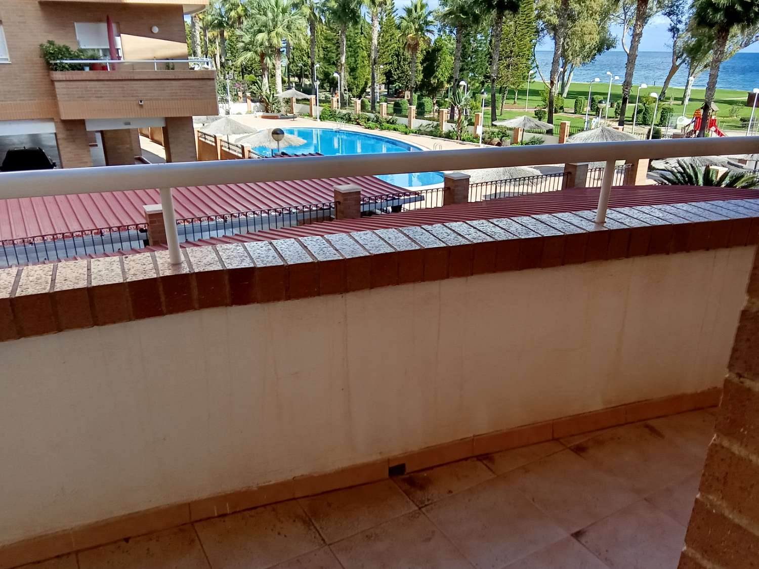 APARTAMENTO OROPESA PRIMERA LÍNEA