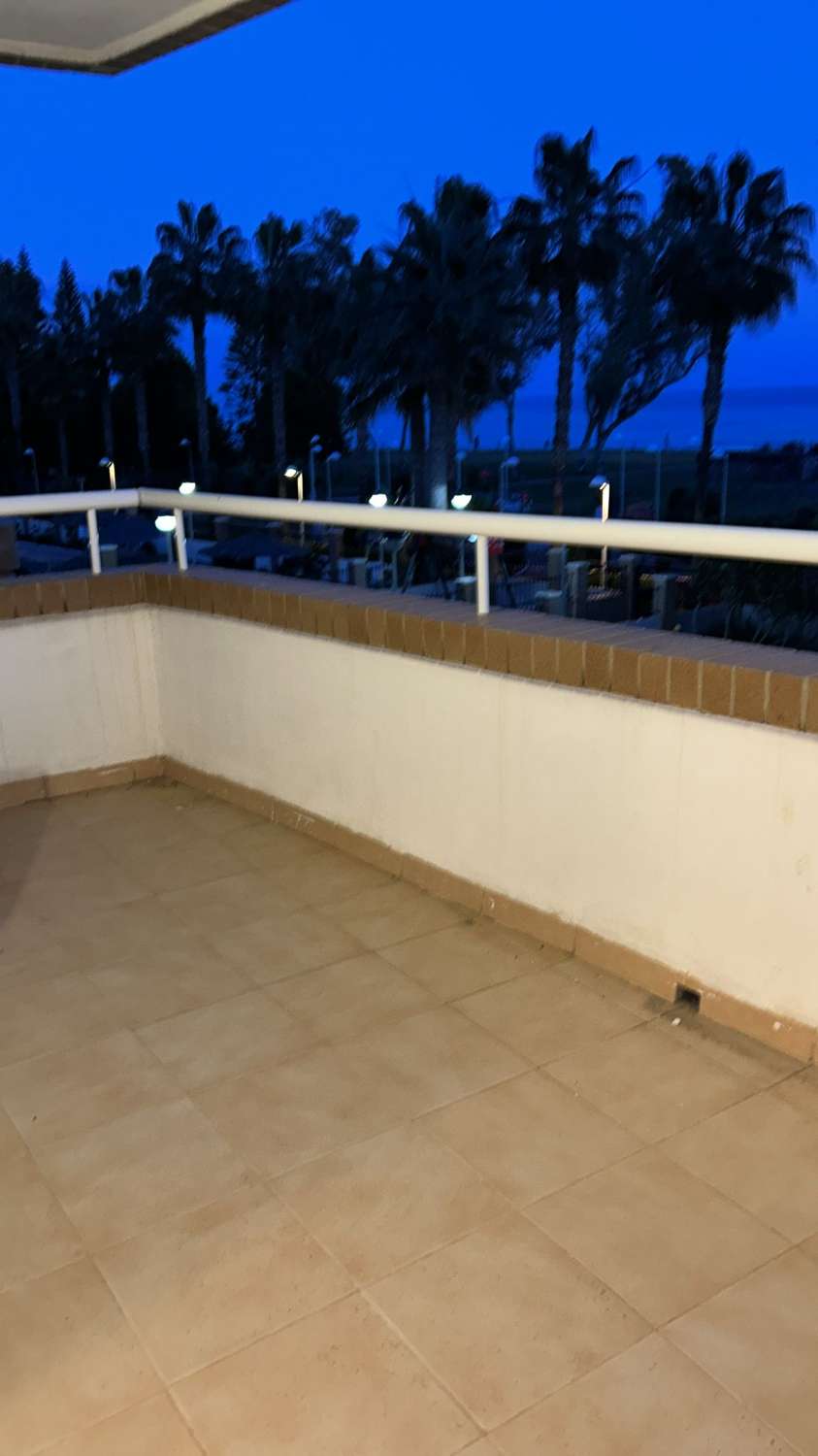 APARTAMENTO FRONTAL PRIMERA LINEA OROPESA